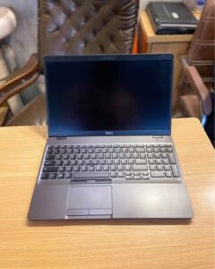 Dell Latitude E5500