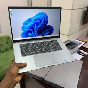 Dell Latitude 7520
