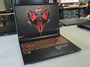 Acer Nitro V 16