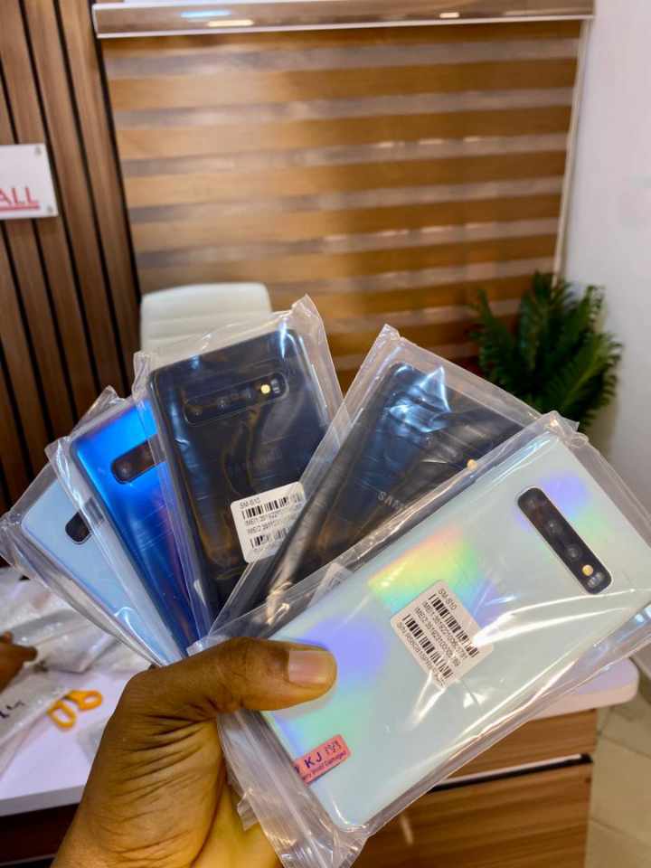 Samsung S10 Specifications/Prices in Nigeria
