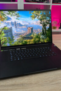 Razer Blade 18