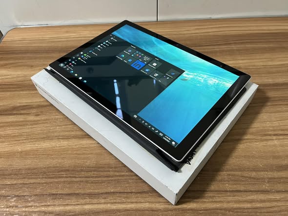 Microsoft Surface Pro 6 2-in-1