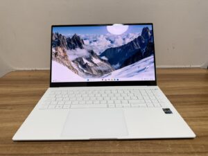 Samsung Galaxy Book2 Pro