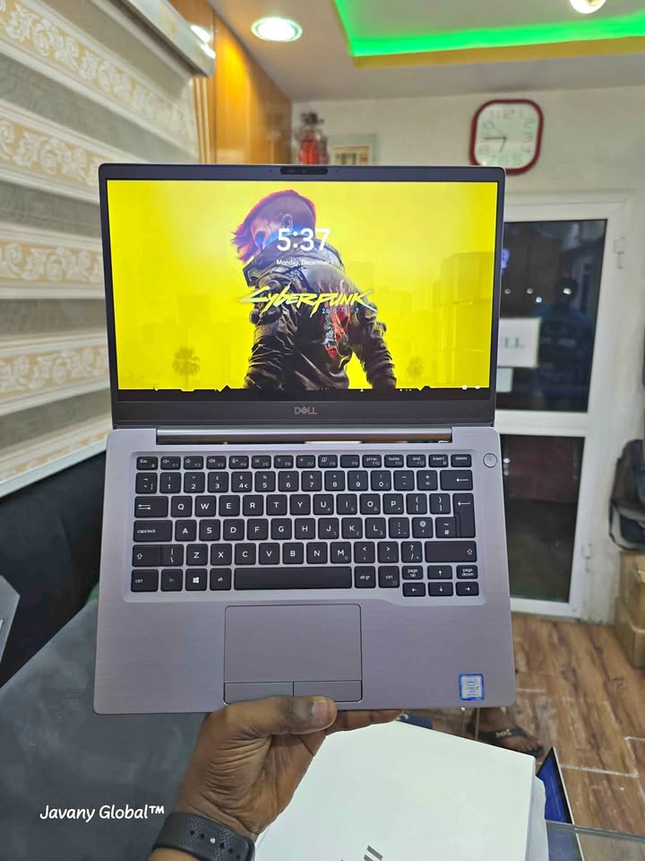 DELL LATITUDE 7300