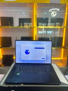 ASUS ROG Zephyrus M16 (Boxed)