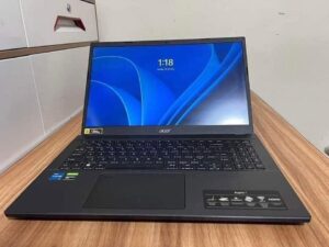 Acer Aspire 7 A715-76G