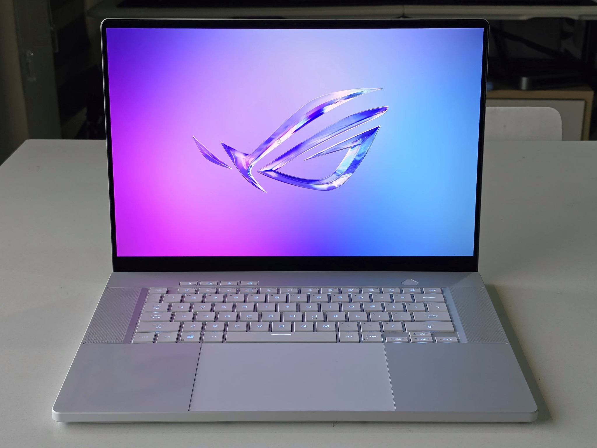 ASUS ROG Zephyrus G16