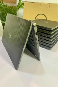 Dell latitude 7400 (TOUCHSCREEN)