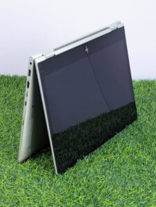 HP EliteBook 1030 G2