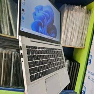 HP ELITE BOOK 840 G7
