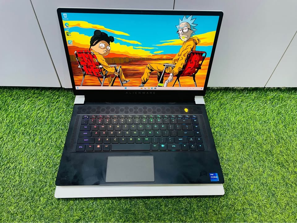 ALIENWARE x15 R1