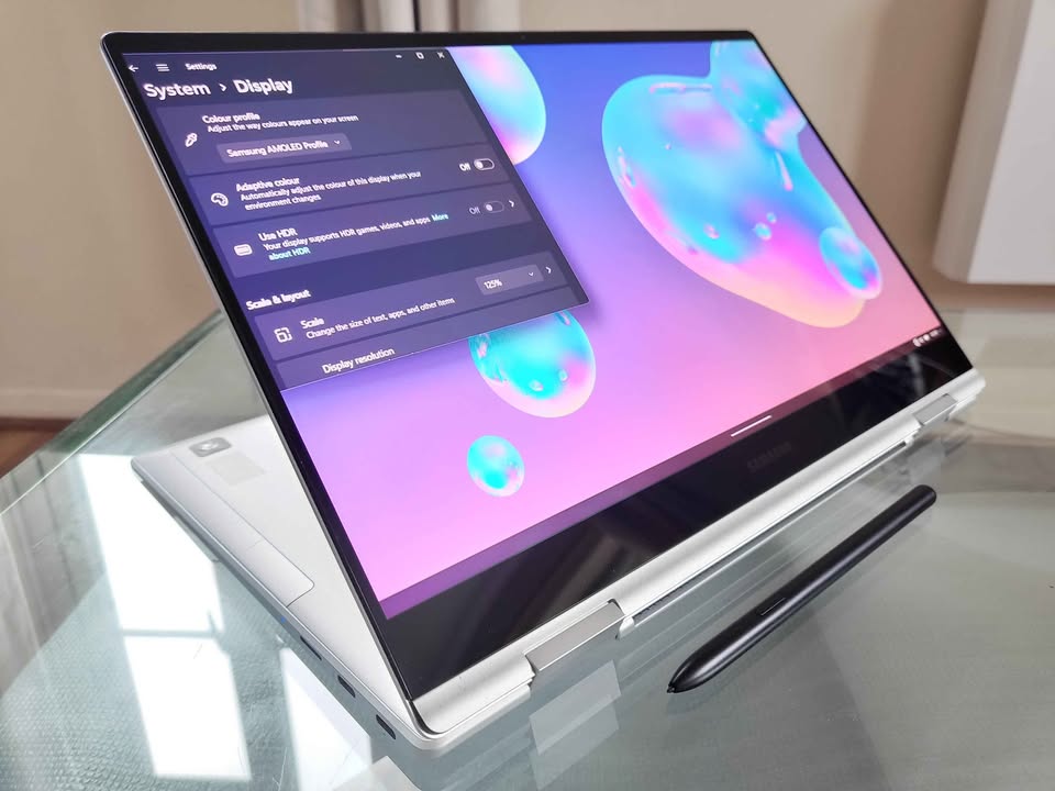 Samsung Galaxy Book5 Pro 360 (2-in-1 touchscreen)