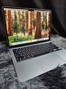Apple MacBook Air M4