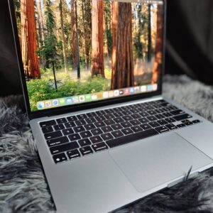 Apple MacBook Air M4
