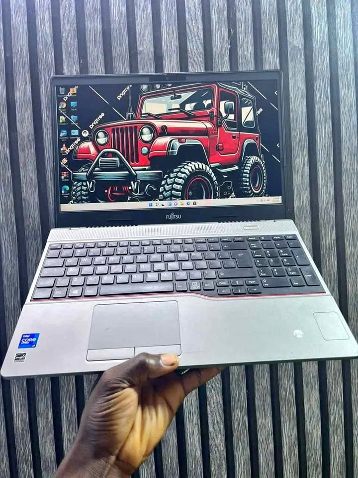 Fujitsu CELSIUS H5511